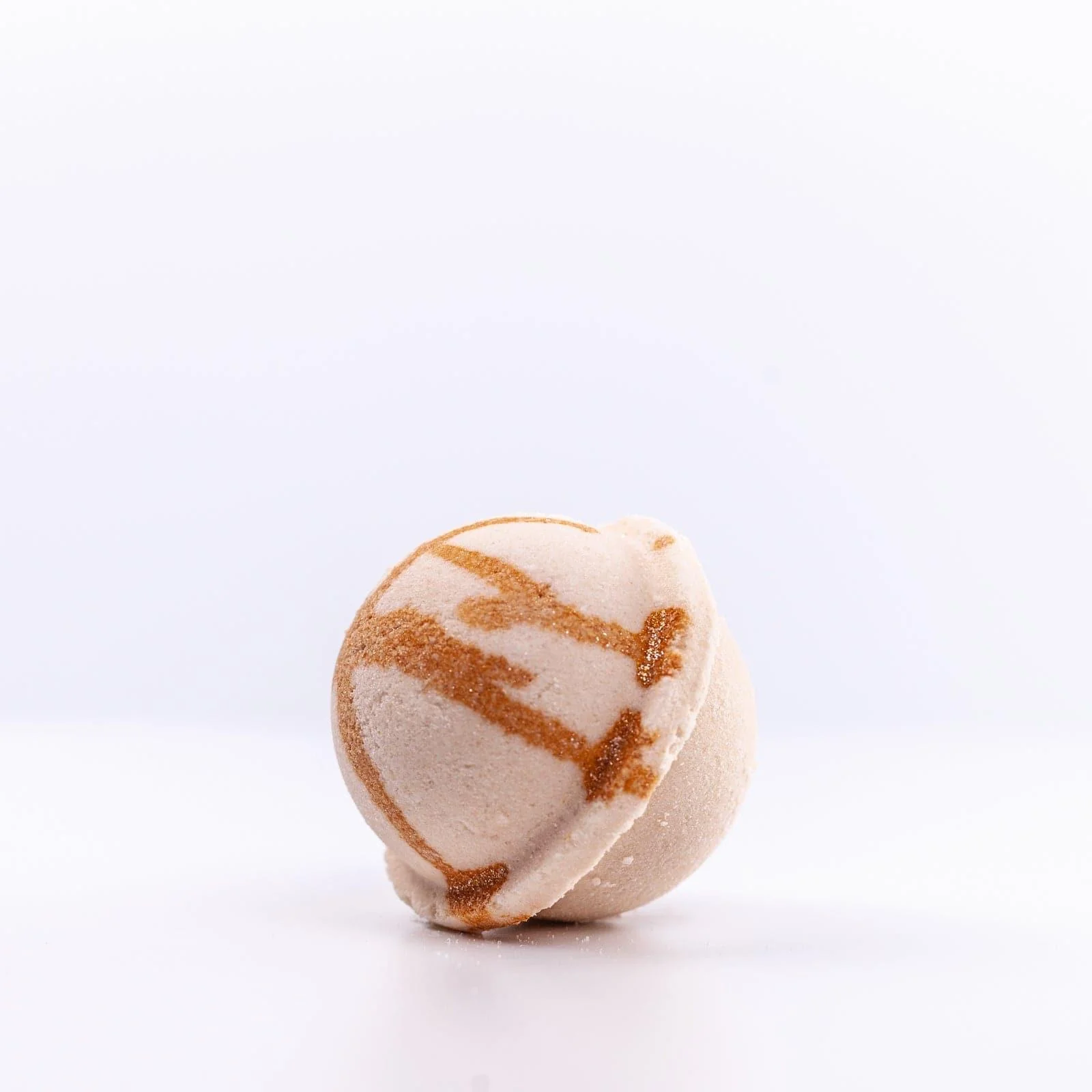 Oatmeal + Honey Bath Bomb - Image 6