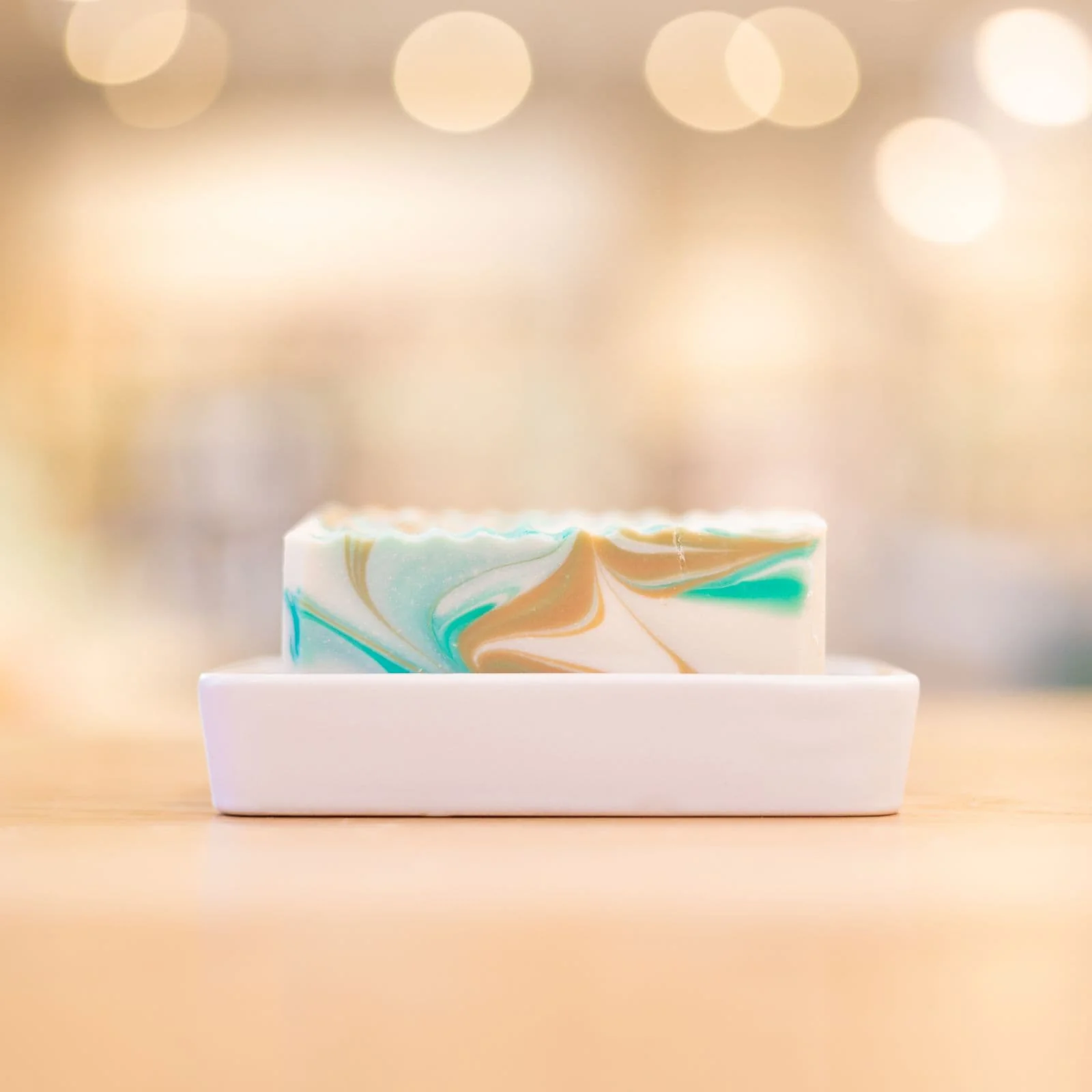 White Porcelain and Bamboo Soap Dish - Image 2