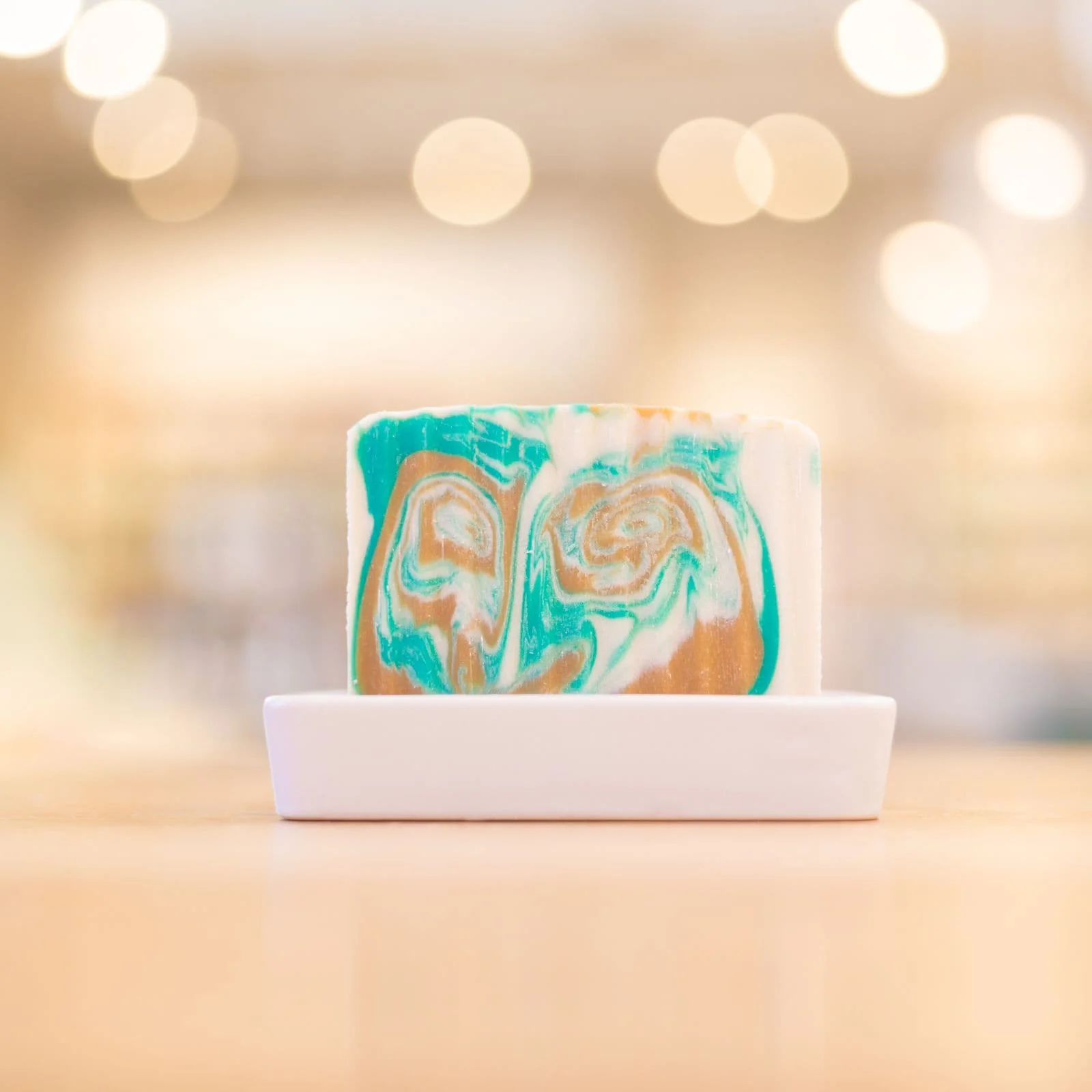 White Porcelain and Bamboo Soap Dish - Image 3